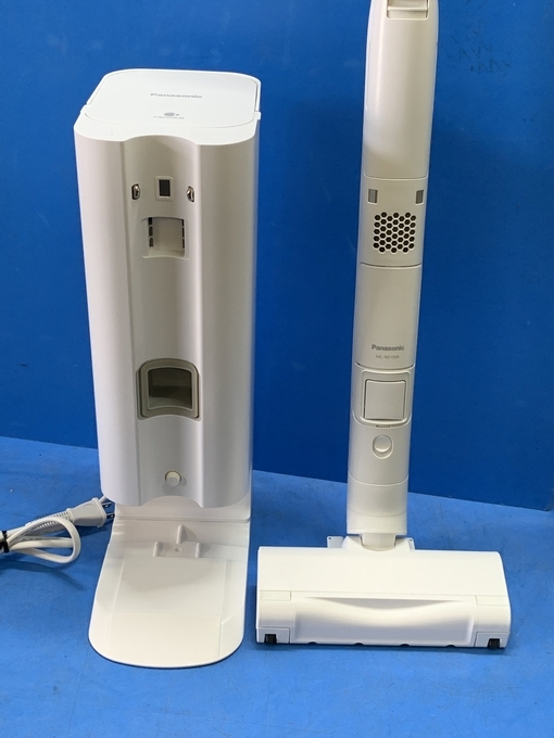 Panasonic セパレート型コードレススティック掃除機 MC-NS100K-W_3