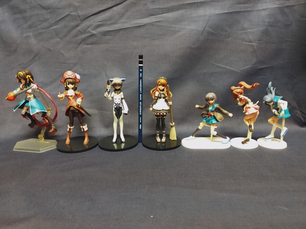 涼宮ハルヒ 朝比奈みくる ほか フィギュア 7体 まとめて _9