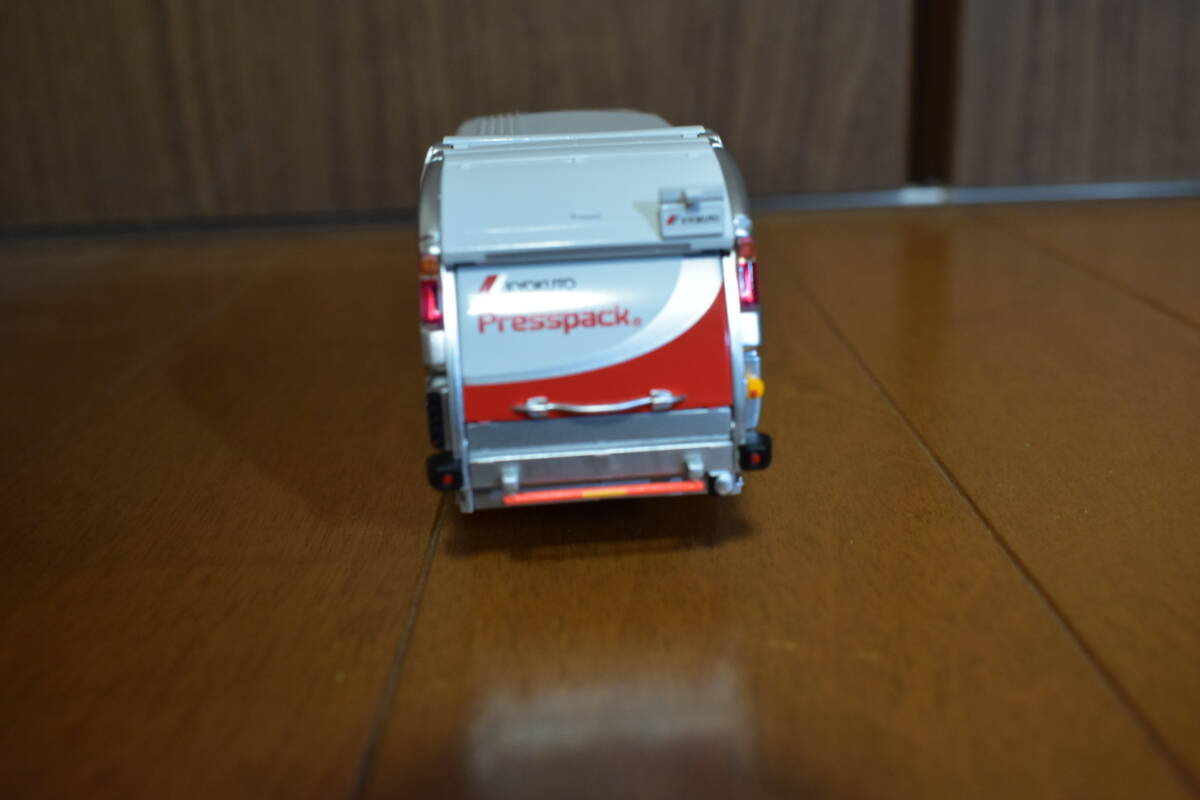 1/43 京商 プレスパックパッカー車 極東開発工業 ダイキャスト ゴミ