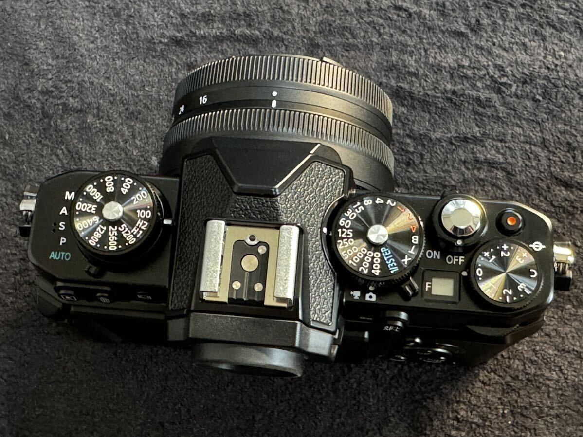 シャッター回数171回 Nikon zfc 16-50vrレンズキットブラック smallrigハンドグリップ　_4