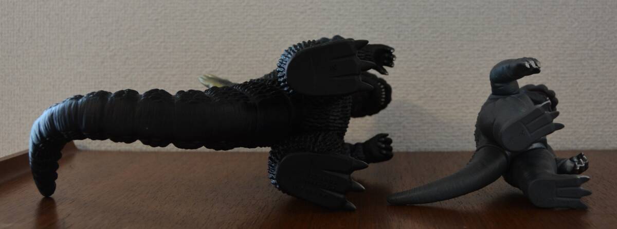 マーミット 息子 ゴジラ ミニラ ソフビ / マルサン ブルマァク ぶたの