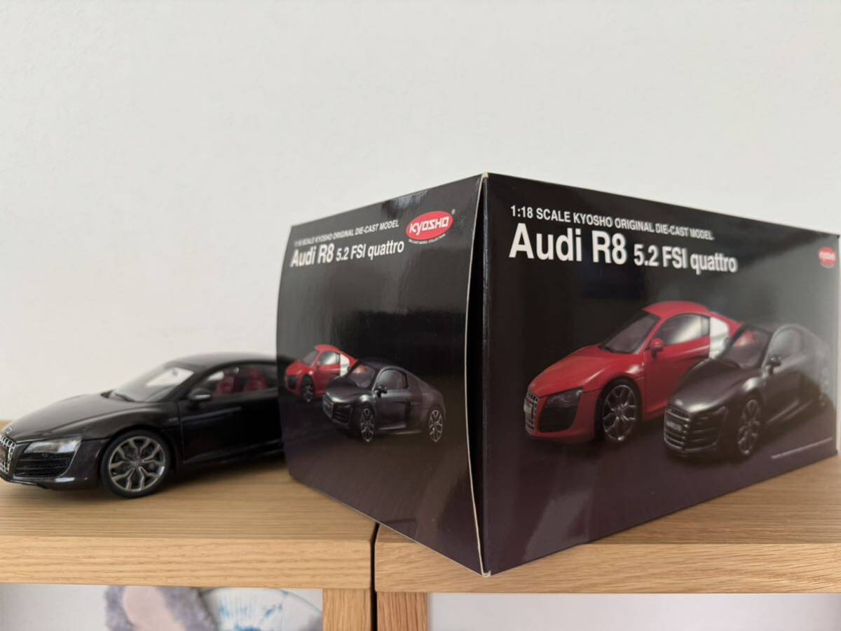 アウディ R8 V10 5.2 FSI quattro 2009 （ラバグレー） （1/18スケール ダイキャスト 京商オリジナル K09216LGR）_2