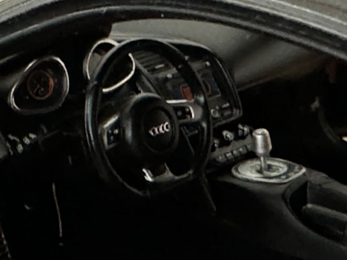 アウディ R8 V10 5.2 FSI quattro 2009 （ラバグレー） （1/18スケール ダイキャスト 京商オリジナル K09216LGR）_8