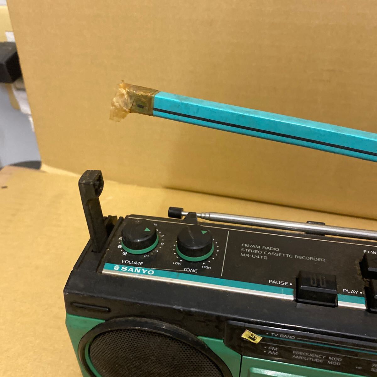SANYO サンヨー MR-U4TⅡ 2バンド ポータブル ラジカセ TOWN U4 昭和 SANYO サンヨー MR-U4TⅡ 2バンド ポータブル ラジカセ TOWN U4 昭和