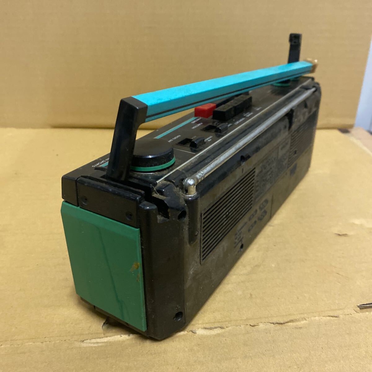 SANYO サンヨー MR-U4TⅡ 2バンド ポータブル ラジカセ TOWN U4 昭和
