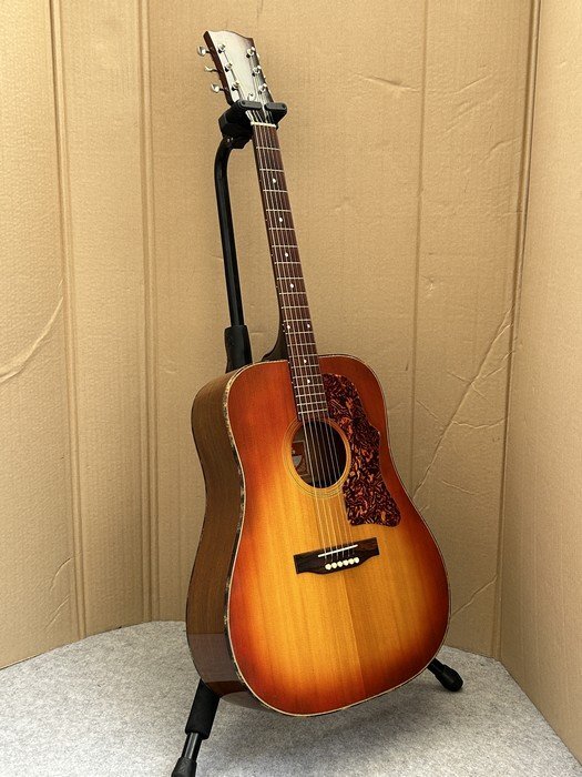哭きの一本【Gibson J-45 DELUXE アコースティック ギター スクエア