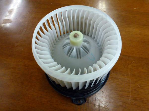 エスティマGSR55W　ACW50　リア　エアコンブロアーモーター