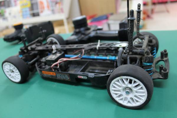 タミヤ　TT01 シャーシ　プロポ付き_1