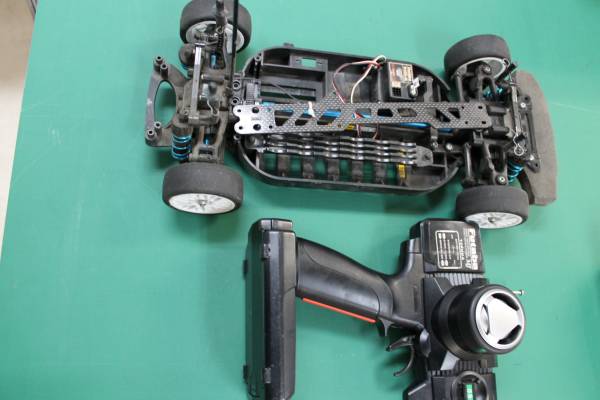 タミヤ　TT01 シャーシ　プロポ付き_2