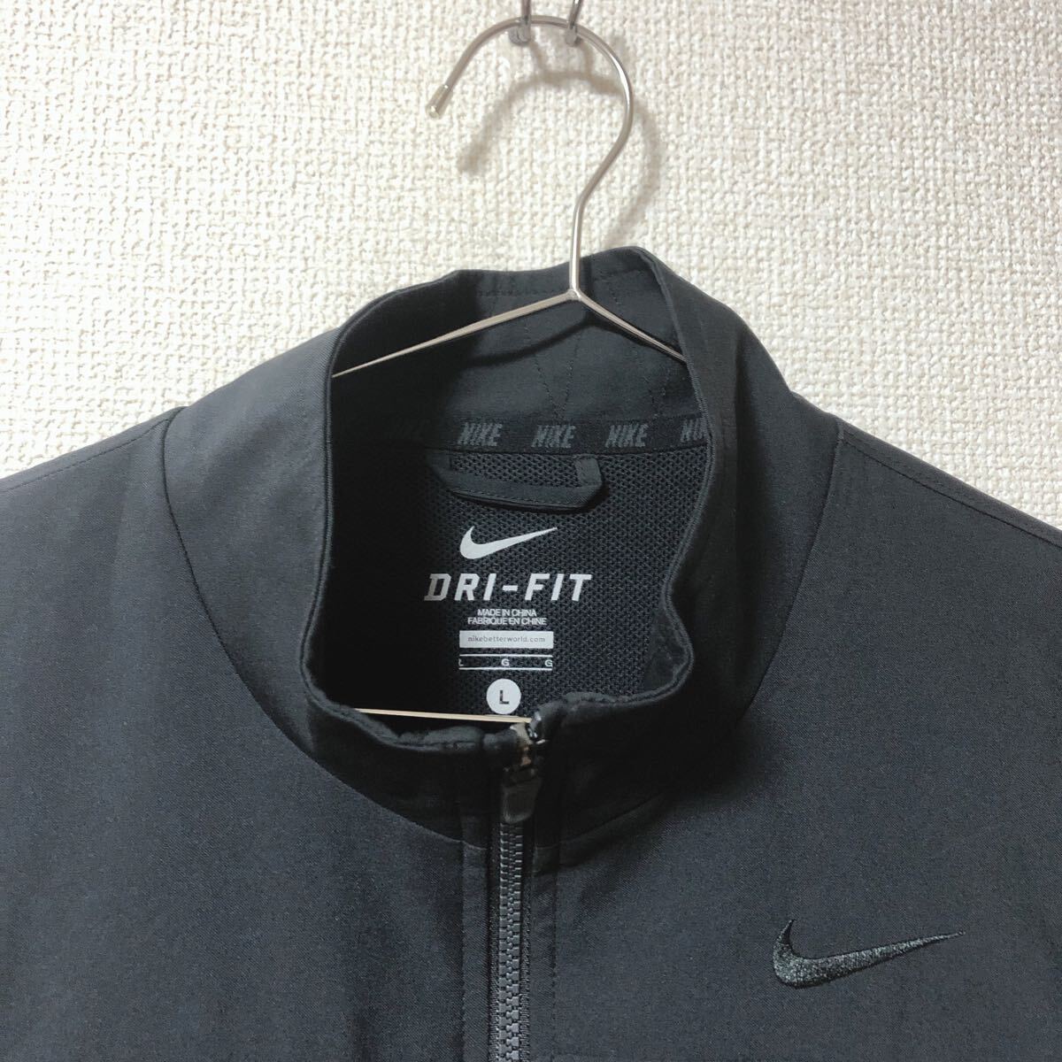 ナイキ NIKE ブラック 黒 ナイロンジャケット ジャケット ブルゾン 