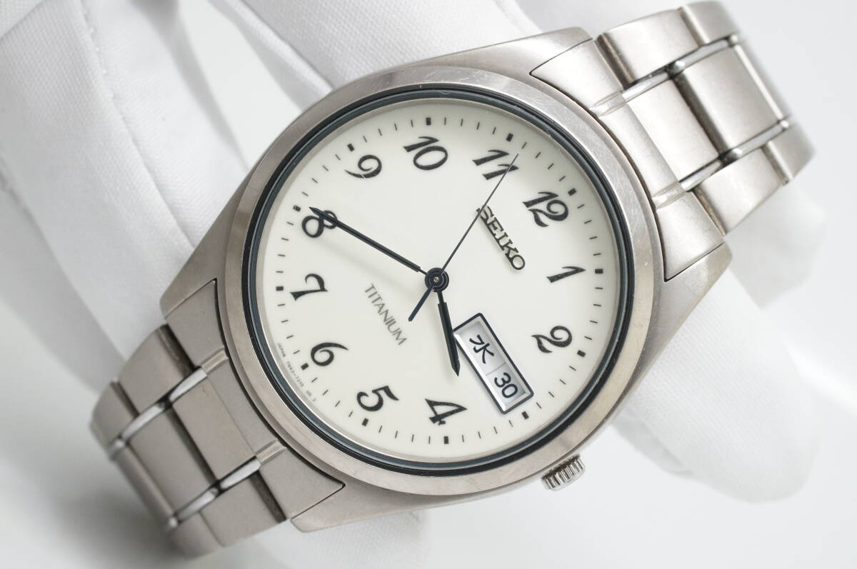 J144○作動良好 SEIKO セイコー 蓄光文字盤 7N43-9090 TITANIUM チタン