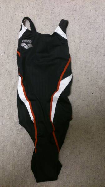 某強豪大学水泳部 練習用水着 右尻フルネーム漢字入り L ワンピース 売買されたオークション情報 Yahooの商品情報をアーカイブ公開 オークファン Aucfan Com