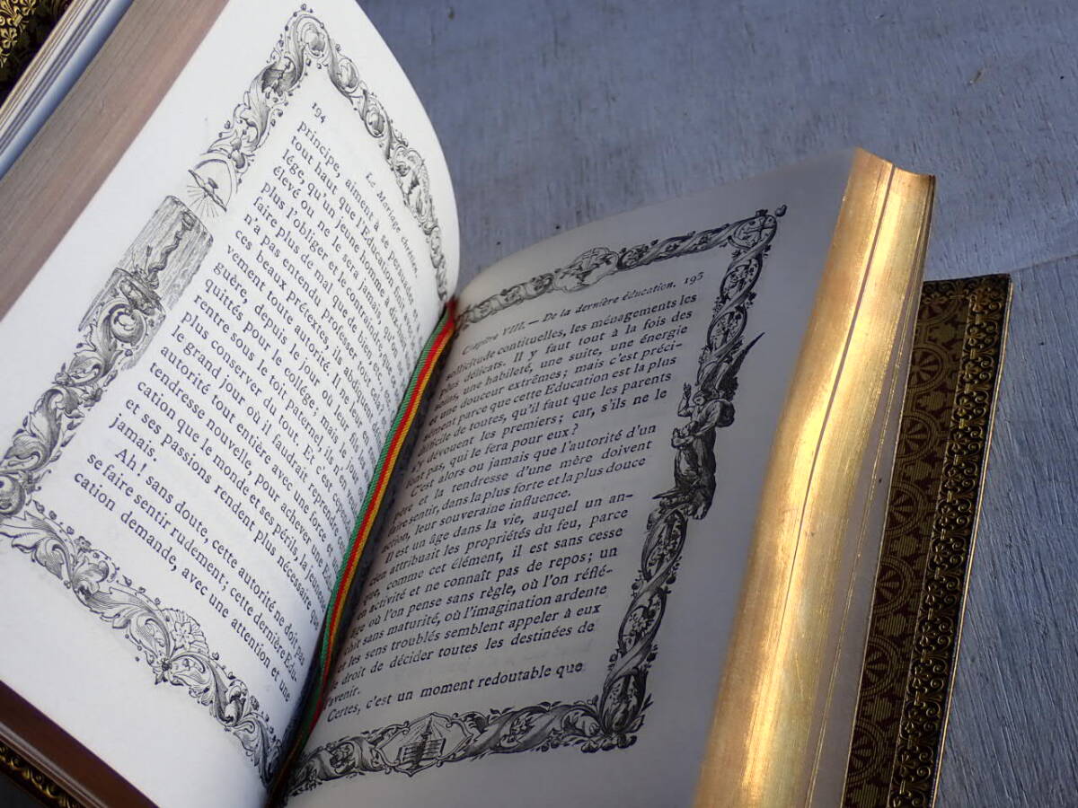 jadisフランスアンティーク missel 聖書 E M 洋書 古書 本 ブック 古本