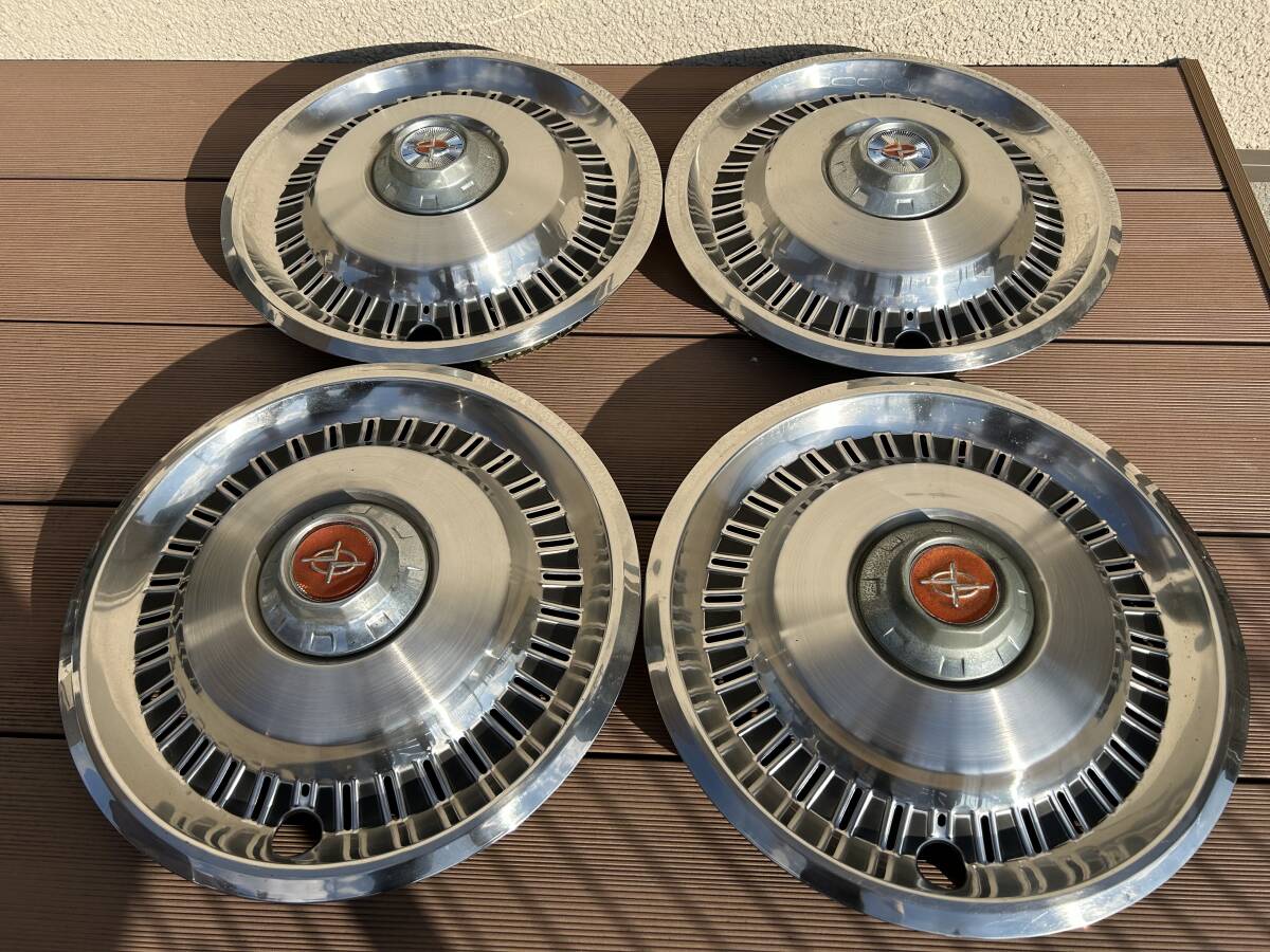 【レア品】330 セドリック グロリア 14インチ 純正 ホイールキャップ 美品 330セドリック グロリア 日産純正ホイールキャップ 旧車昭和当時