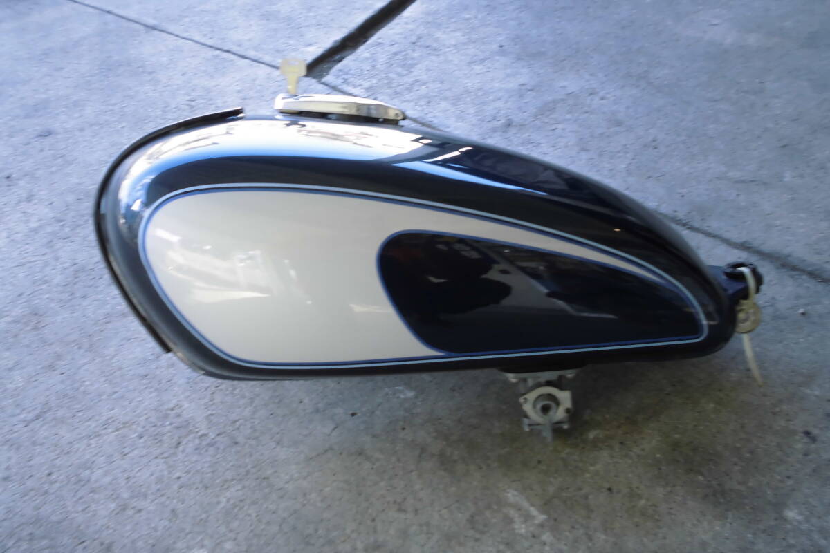 ヤマハ　ＳＲ４００用燃料タンク_2