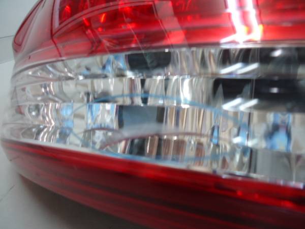 ５１型　ムラーノ　左テールランプ　外側　純正_3