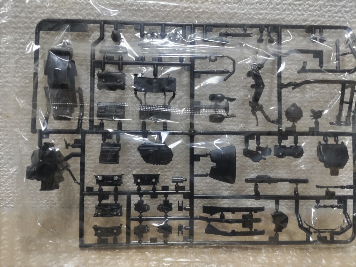 タミヤ　1/12 オートバイシリーズ VFR750R プラモデル_5