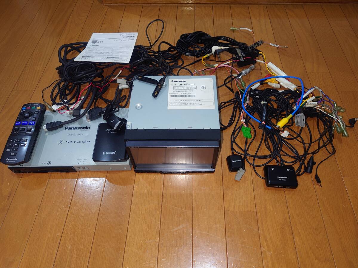 Strada CN-HDS700TD Panasonic パナソニック ストラーダ Bluetooth TV