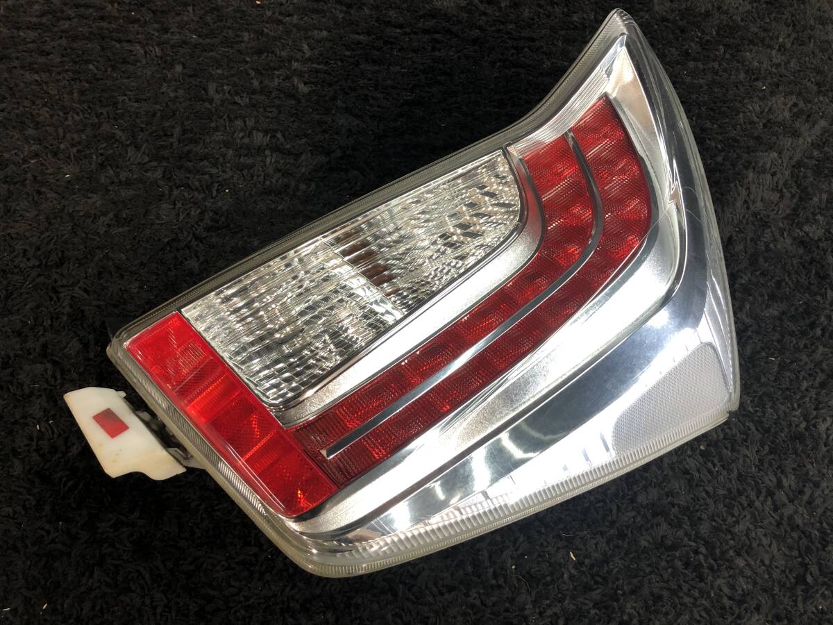 プリウス ZVW30 後期 LED テールランプ 左右 運転席 助手席 スタンレー STANLEY 47-55 81550-47170 81560-47170 2013年 791032_2
