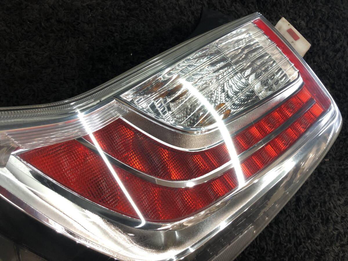 プリウス ZVW30 後期 LED テールランプ 左右 運転席 助手席 スタンレー STANLEY 47-55 81550-47170 81560-47170 2013年 791032_6