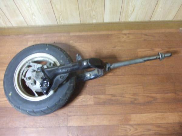 ヤマハ　初期型　シグナス125　50Vフロントフォークホイール