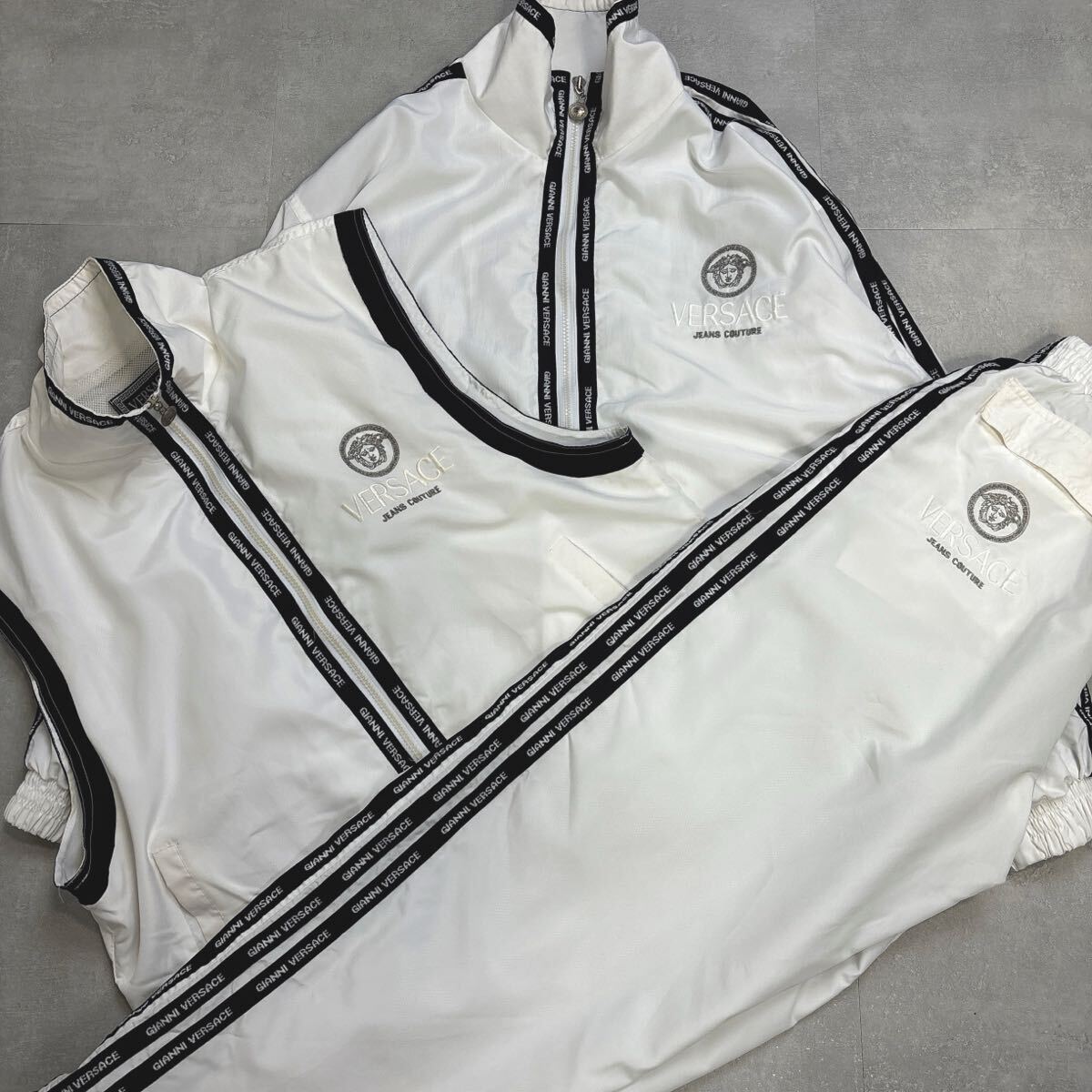 超希少 VERSACE JEANS COUTURE ヴェルサーチ スリーピース 