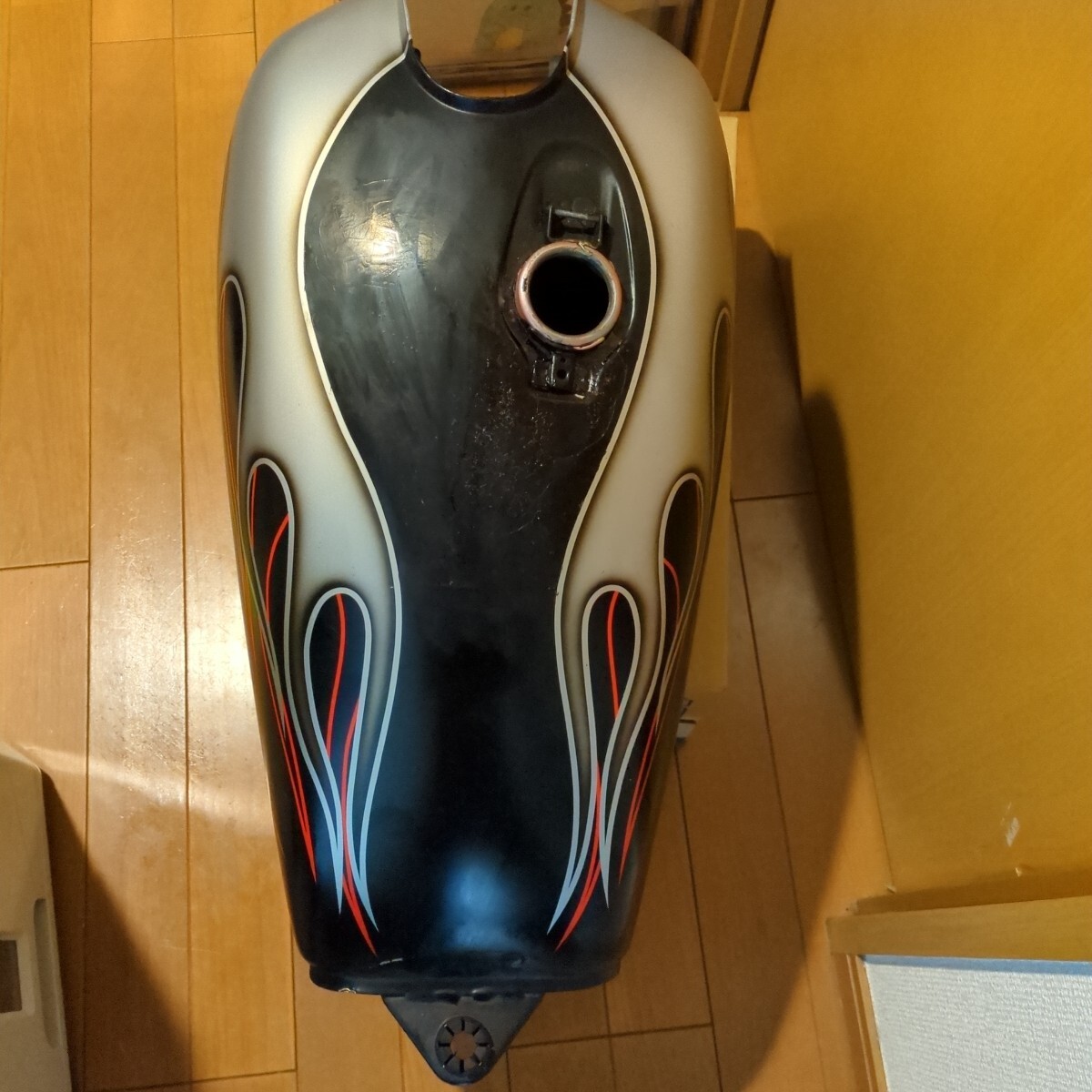 SR400 タンク サイドカバー セット 【公式通販】