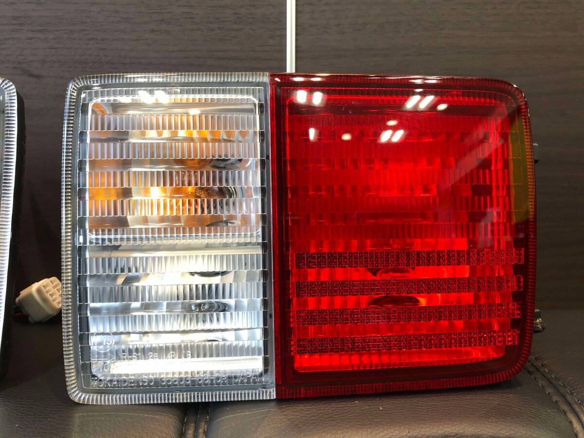 新車外し スズキ純正 DA17V エブリイ バン テールランプ 純正 DA17V