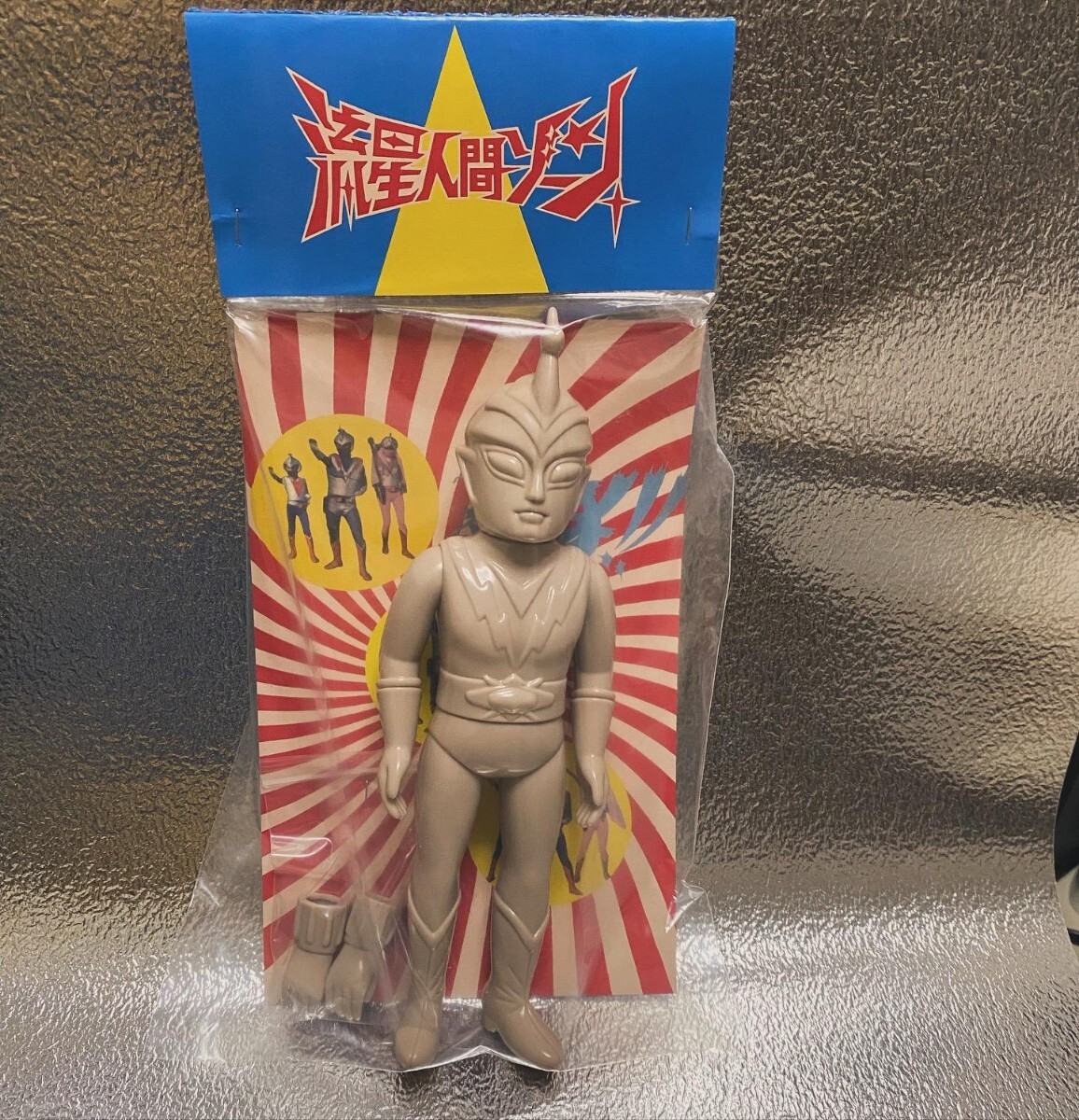 無版権・パチ　ミドル　流星人間ゾーン　素体 面取れ ハンド交換 27cm ソフビ 流星人間ゾーン 無版権 パチ 面取れ Yahoo - Yahoo