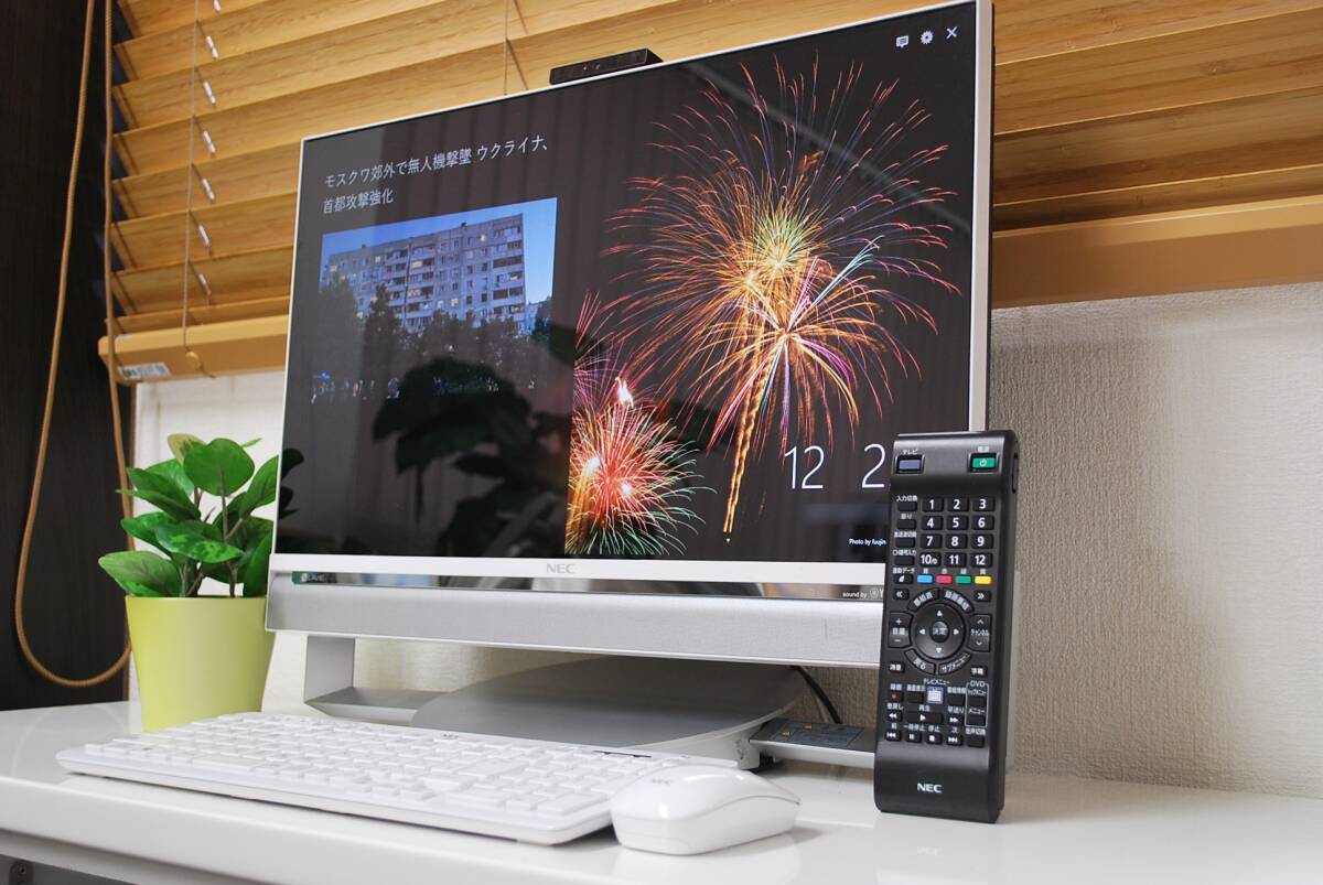 [Windows11] 23.8型 LAVIE desk all in one / 超高速SSD /第5世代