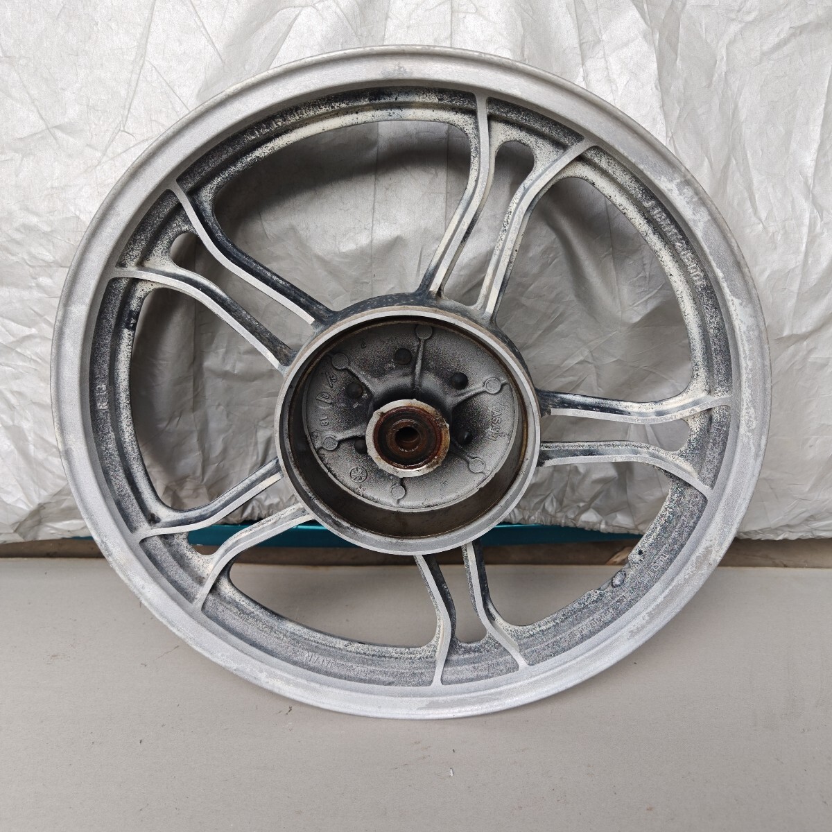 XJ400D XJ400 XJ400E リア 純正新品 XJ550 -xj400d(ホイール)の中古品 