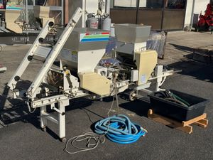 うすまきオート播種機　スズテック スズテック 全自動播種機 THK2009KB うすまき/播種機/播種/種まき