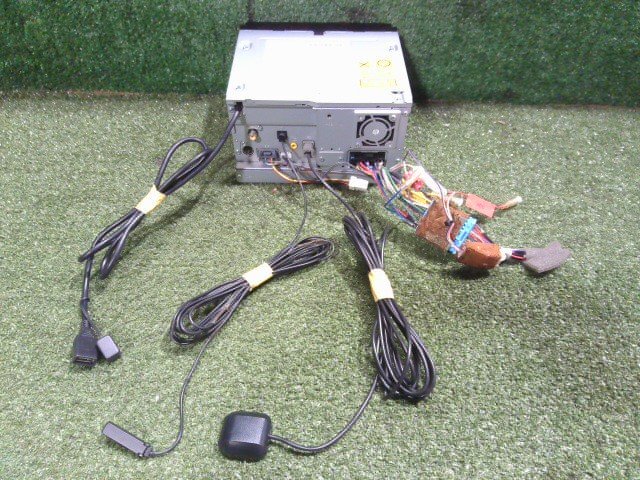 ☆ KENWOOD ケンウッド メモリーナビ MDV-L401U 地図データ 2013年