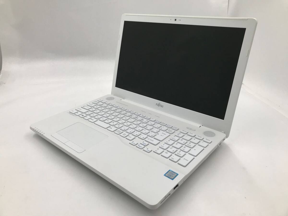 FUJITSU/ノート/第7世代Core i7/メモリ4GB/WEBカメラ有/OS無/Intel