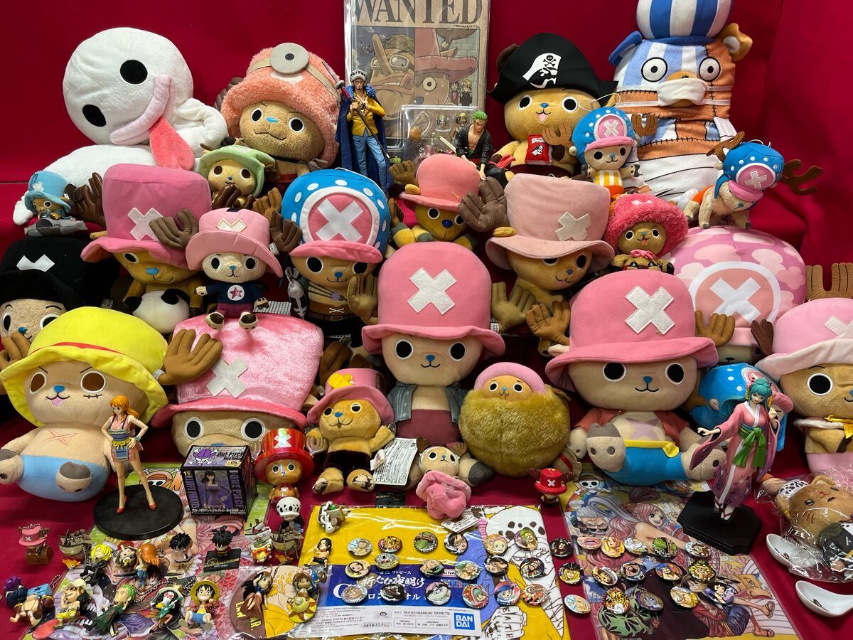 ONE PIECE ワンピース ぬいぐるみ 雑貨 缶バッジ フィギュア 他 まとめ