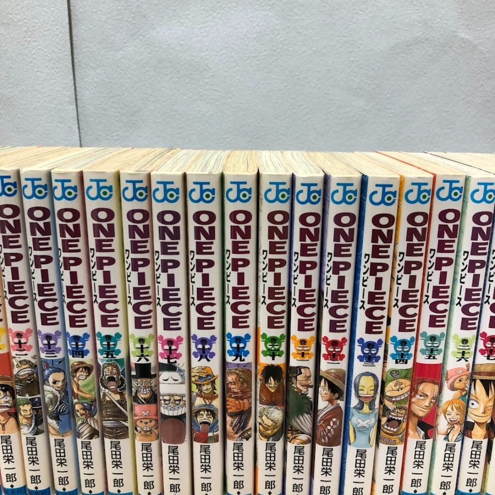 ONE PIECE 1 : 尾田 栄一郎: Japanese Books