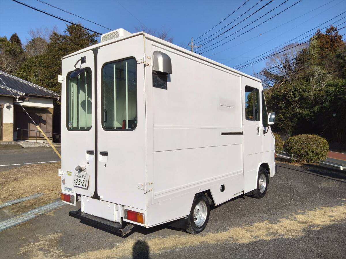 低走行3万㌔/クイックデリバリーキッチンカー/移動販売車/食堂車/公認 