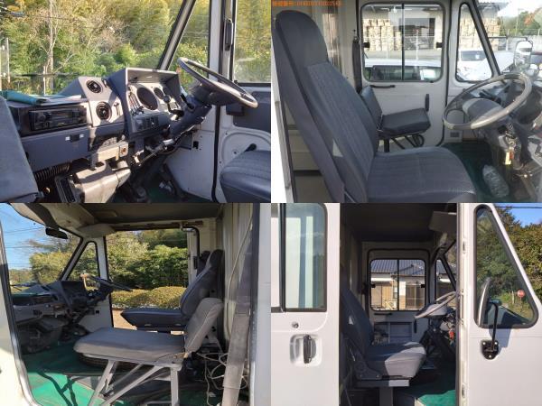 低走行3万㌔/クイックデリバリーキッチンカー/移動販売車/食堂車/公認 