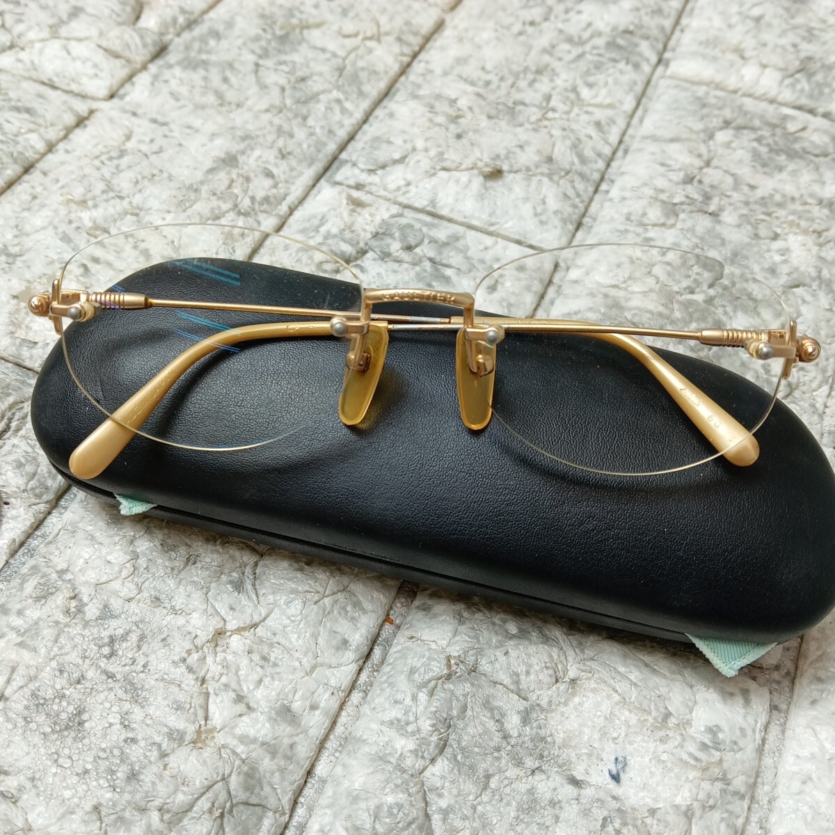 Paul Jean Gaultier | ⁄ Frames メガネフレーム、サングラス、時計の 