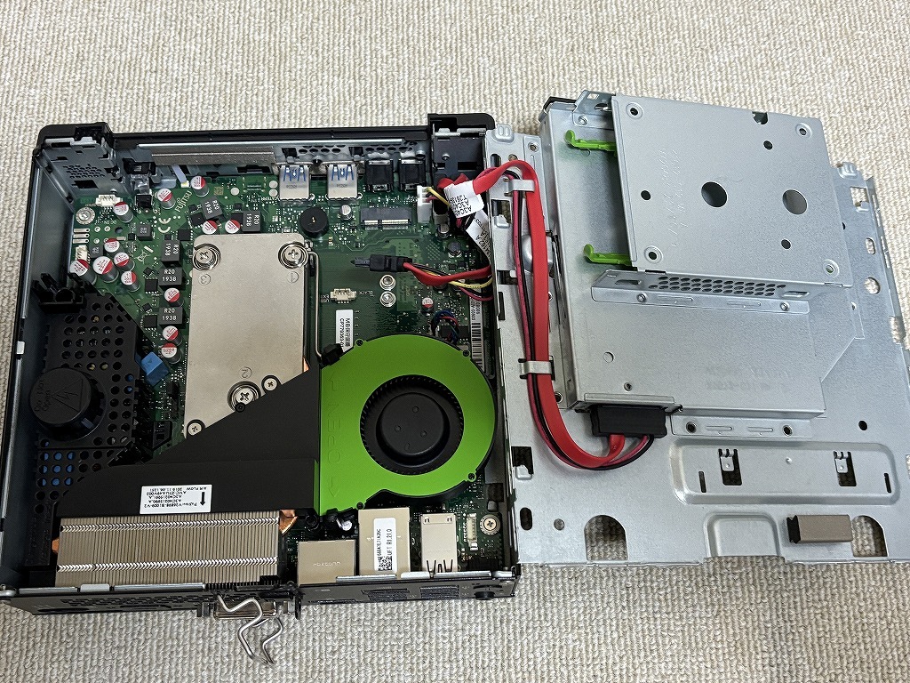 小型PC 富士通ESPRIMO Q558/B Core i3-9100T ストレージなし 中古品