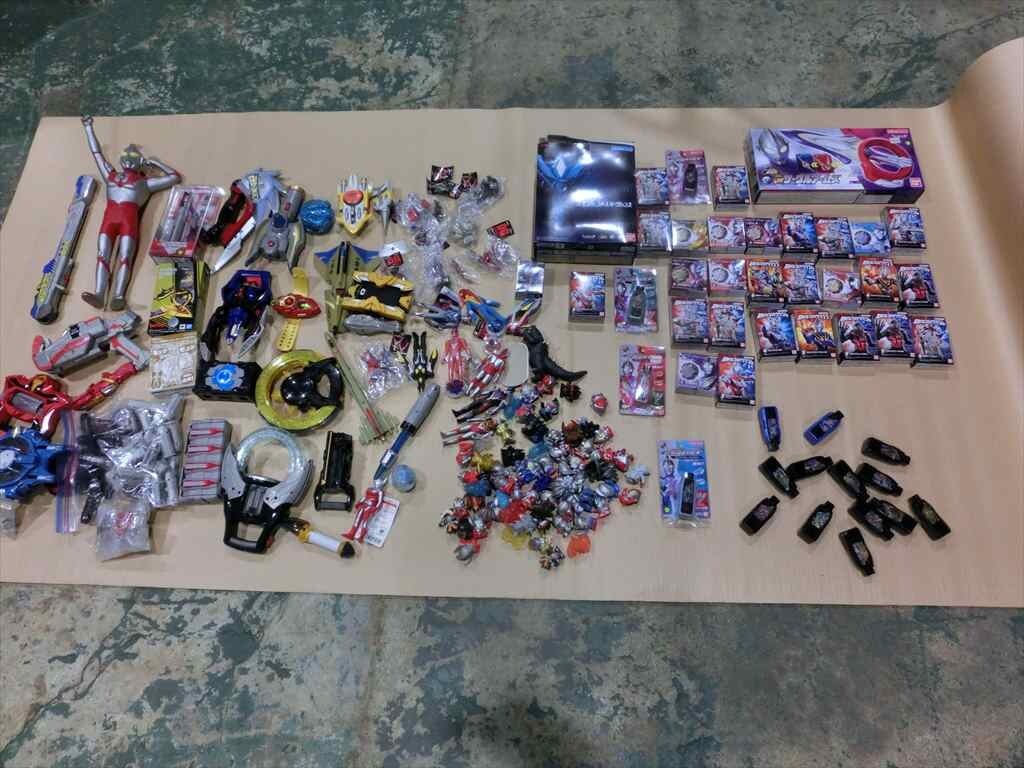 T【F7-18】【140サイズ】未検品/ウルトラマン ソフビフィギュア