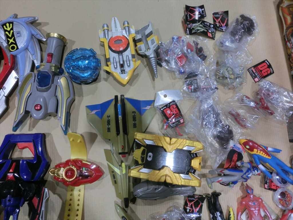 T【F7-18】【140サイズ】未検品/ウルトラマン ソフビフィギュア