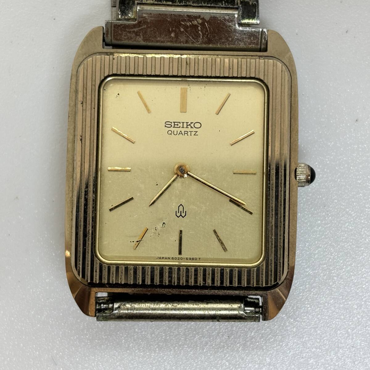 セイコー SEIKO クオーツ 6020-5700 Seiko レトロSEIKO 14YG⁄SS 黒文字 
