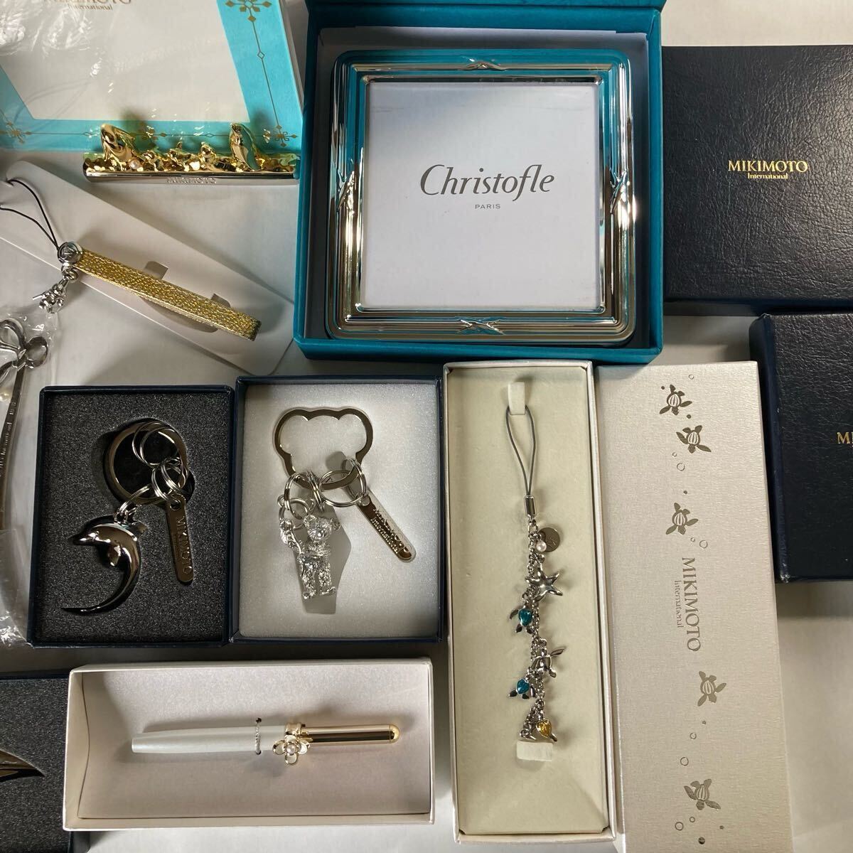 未使用箱入り　ミキモト　タサキ　クリストフル 　まとめ　TASAKI 　ノベルティ　パール装飾　写真立て　チャーム　ストラップ　真珠_2