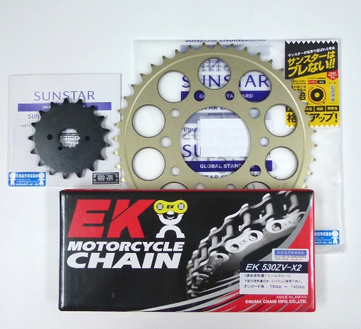 最安CB1300SFサンスター前後スプロケット＆EKシールチェーンSET