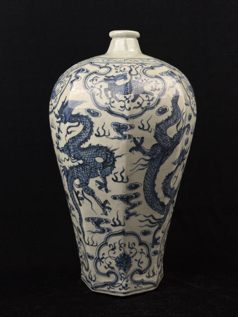 中国美術 染付梅瓶 花草紋 鳳凰雲龍図 面取八角瓶 高さ43.6cm［検索