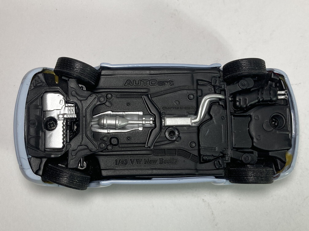 [パーツ欠損] フォルクスワーゲン ニュービートル VW New Beetle 1/43 - オートアート AUTOart_10