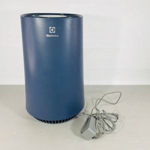 【HMH250188】【中古・通電確認】空気清浄機　エレクトロラックス・ジャパン　FA31-202BL