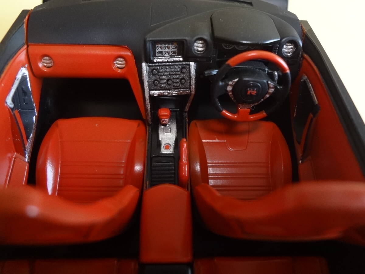 1/24 AOSHIMA 「さらばあぶない刑事」R35 GT-R ネームプレート付き_5