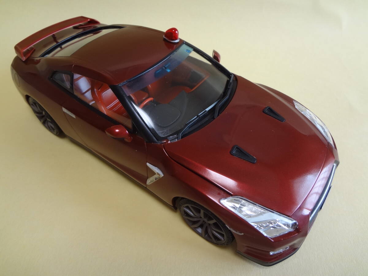 1/24 AOSHIMA 「さらばあぶない刑事」R35 GT-R ネームプレート付き_9
